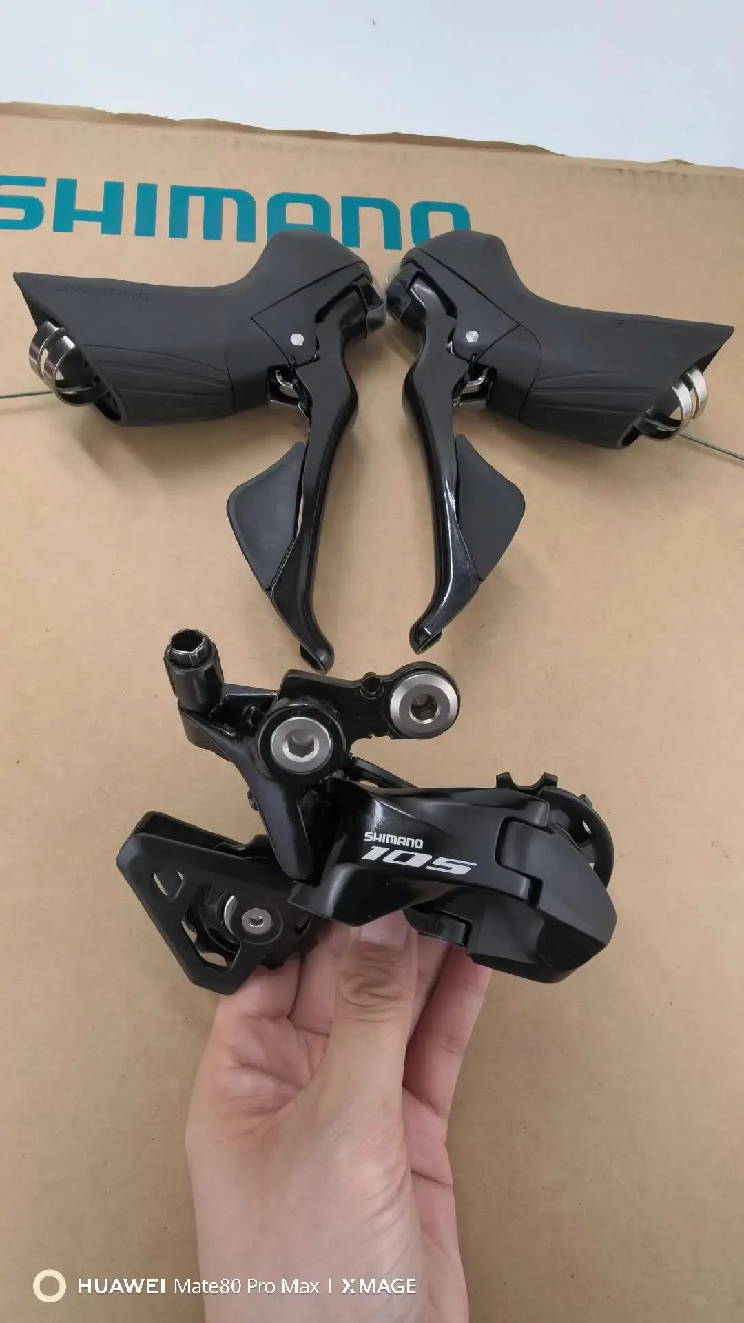 Shimano-ロードバイクギアシフター,2x11スピード,デュアルコントロール