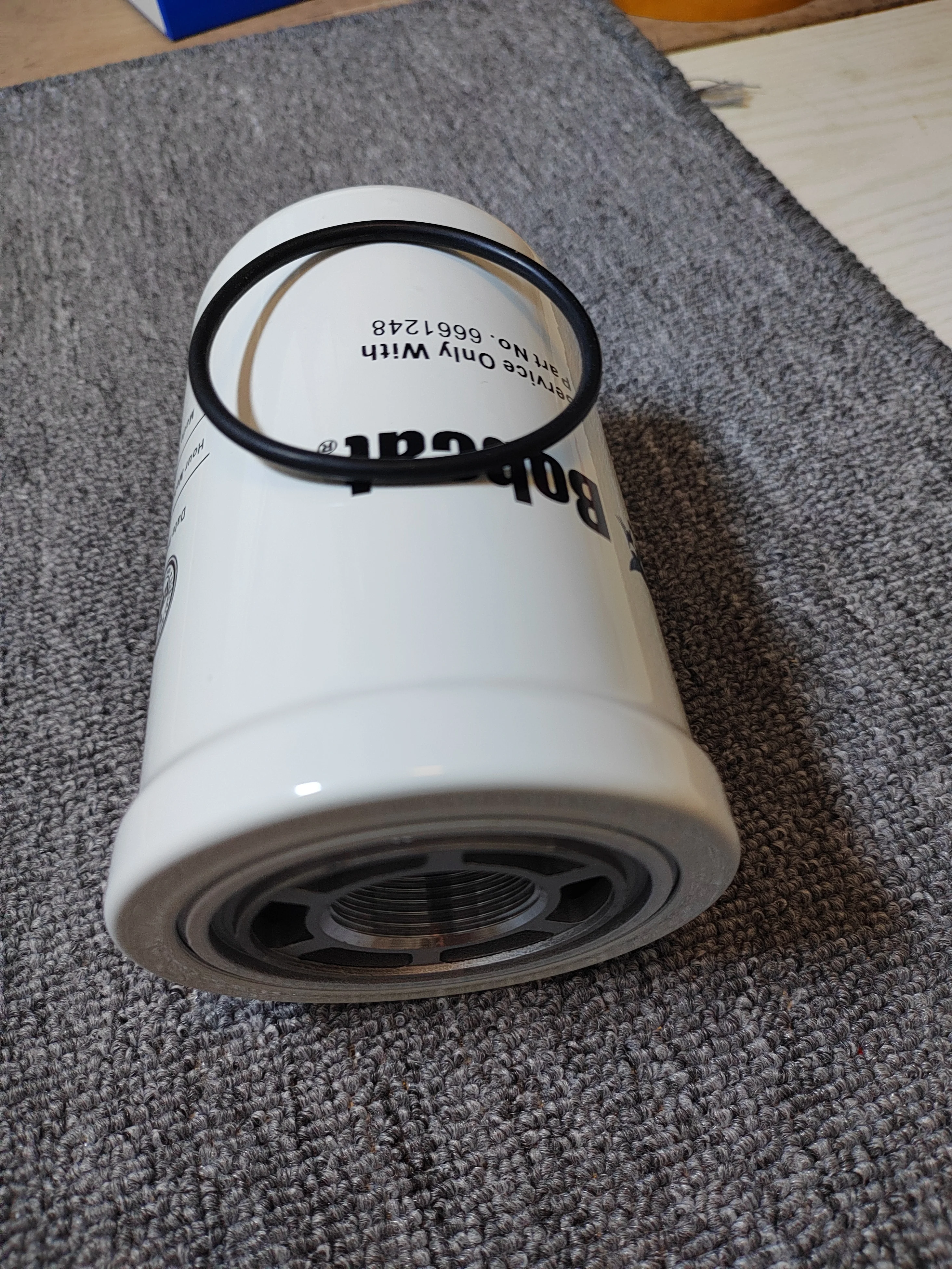 Elemento de filtro hidráulico 6661248 adaptado al filtro de aceite de la excavadora Bobcat MX331.