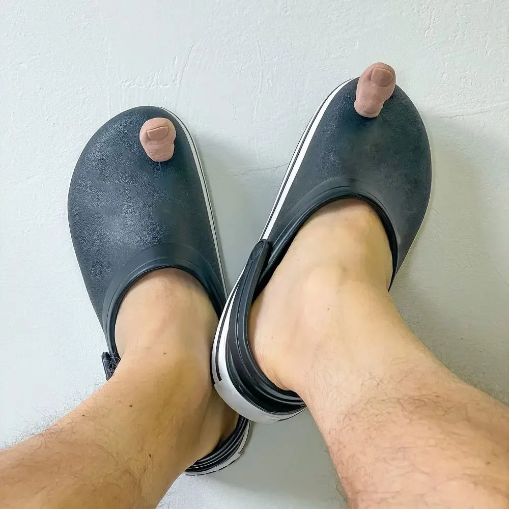 1PC 3D Creative Big Toe Alligator Hanging Shoe Toe Personality Decoration Funny Crocs Decor Creative Shoe Decoration Accessories