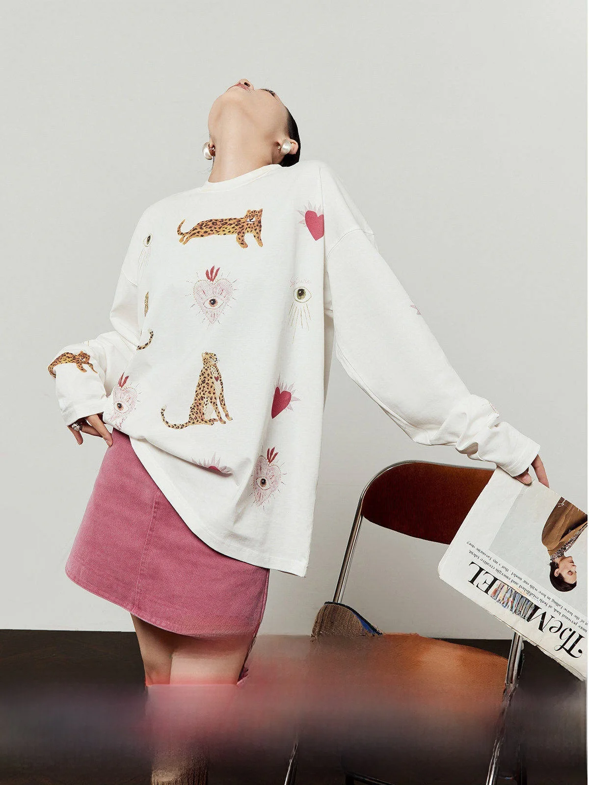 

Белая свободная женская футболка с длинным рукавом и круглым вырезом, повседневная, из хлопка, с принтом, удобная, дышащая, осенняя новинка