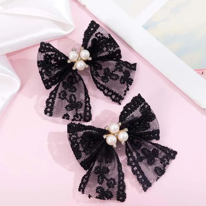 

ncmama 2Pcs Black White Lace Hair Bows Clips Pearl Bow Hairpinfor Kids Girls Cute Chiffon Barrettes Boutique Hair Accessories