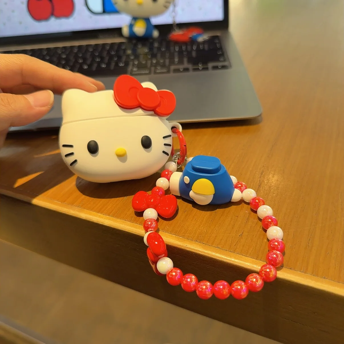 حافظة سيليكون لهاتف Hello Kitty مضادة للسقوط لأجهزة AirPods Pro 3,4,1 2,3,Pro,Pro 2 بتصميم الرسوم المتحركة يمكن تفكيك الجزء السفلي. #3