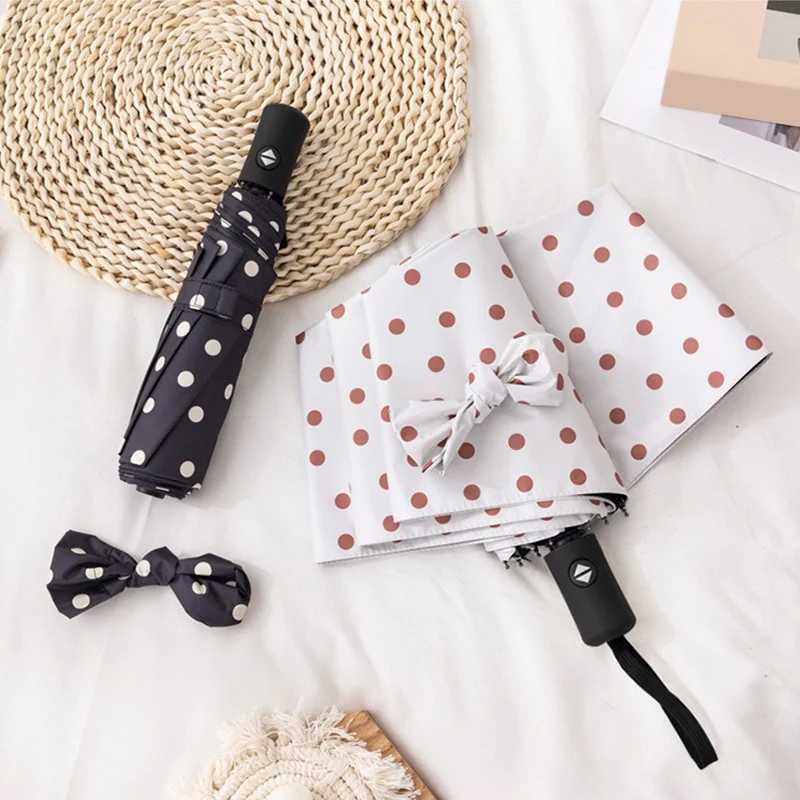 Simple and elegant Wave Point Black and White Triple Fold Umbrella Mini Sunshade Fully Automatic Umbrella UV Sunshade Umbrella