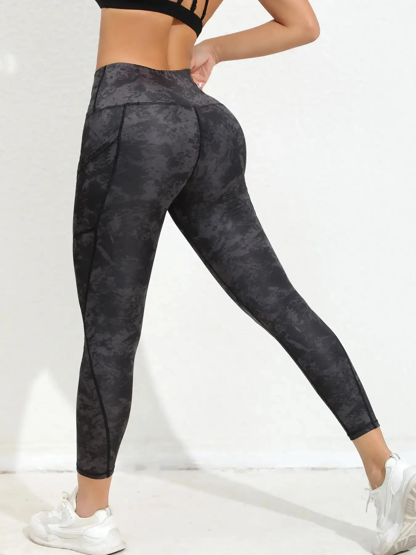 Women's Pocketed Leggings High Waisted Tummy Tuck Exercise Yoga Pants