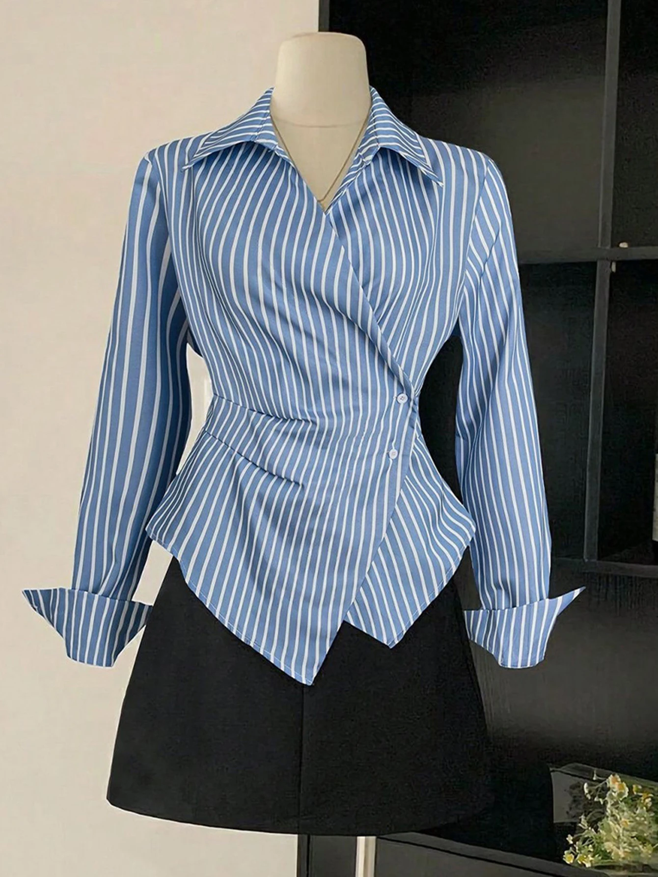レディース カジュアル ストライプ 長袖シャツ 秋 アシンメトリーヘム ウエストシェイプ デイリーウェア 襟付き