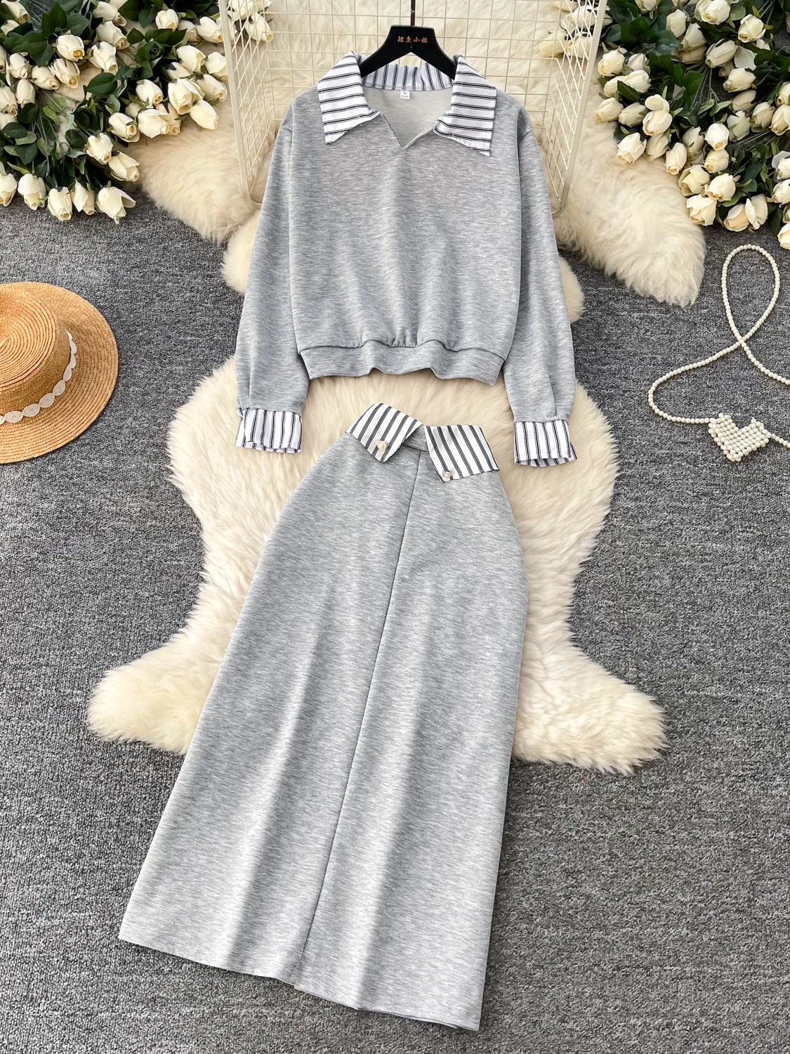 

Commute Sweatshirt Split Skirt Set Women's Autumn Gray Stripe Slimming High-End Feelings Two-Piece Fashion Ensemble