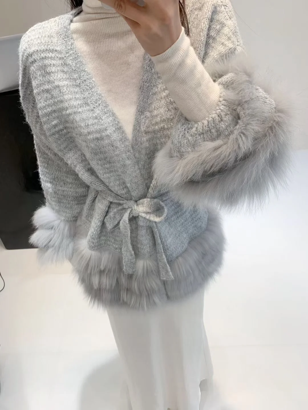 Abrigo Ele Fur ort V-Ne tejido de lujo para mujer, ropa de abrigo ligera con inserto de piel, informal, elegante