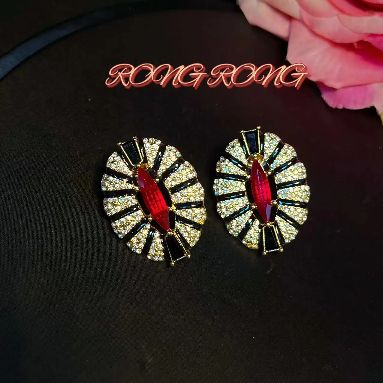 Medieval Vintage Earrings, Court Style Retro Heavy Industry Temperament Earrings Western Style Luxury Diamond Earrings