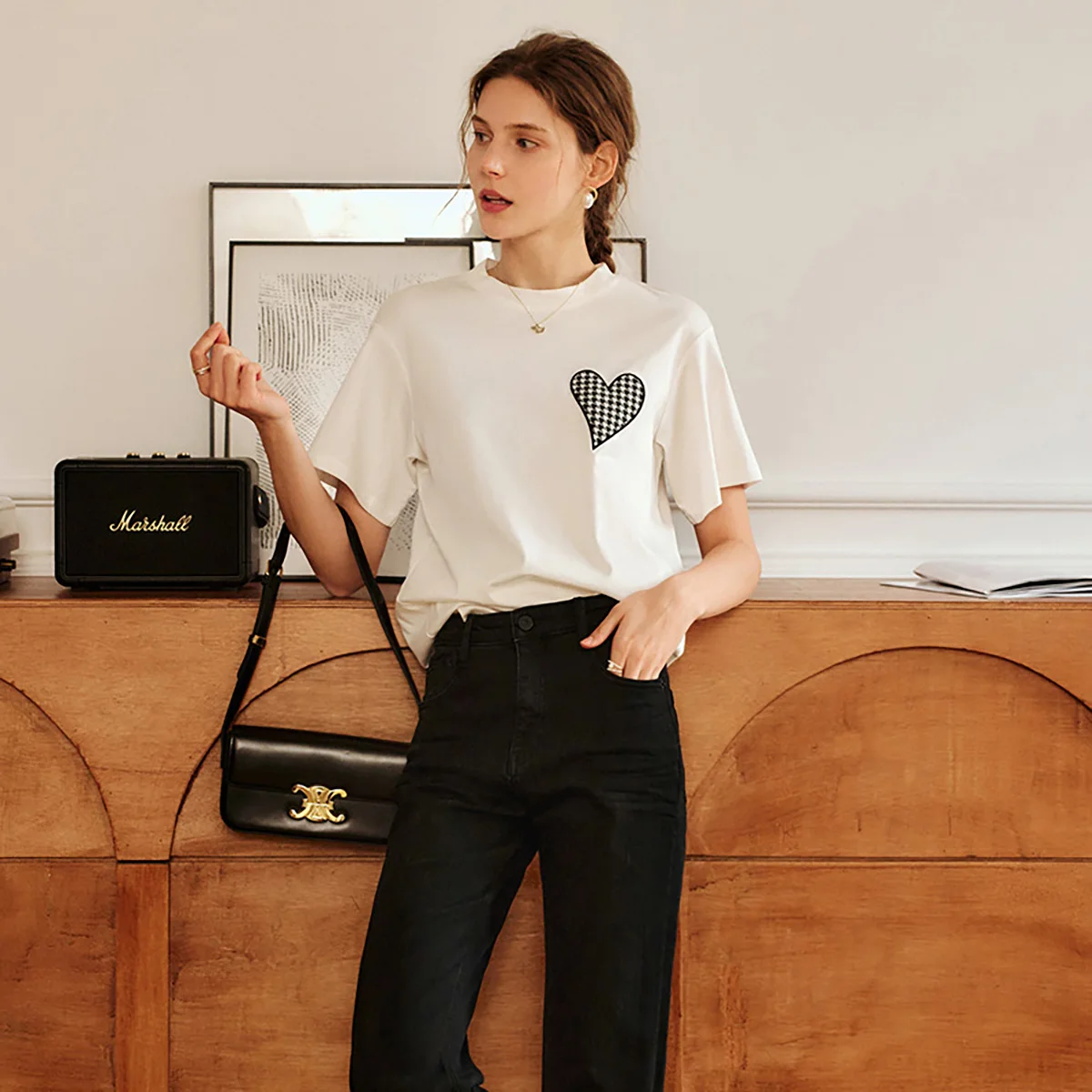 ‌OLrain Women's Summer Tee Shirt Heart Embroidery Short Sleeve White Top 2025 French Fashion O-Neck Loose Fit T-shirt O22XT00996