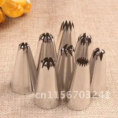 8 Pieces of Stainless Steel Fondant Decor Cookies Supplies Kitchen Gadgets Pastry Nozzle Set Multi Purpose Silver