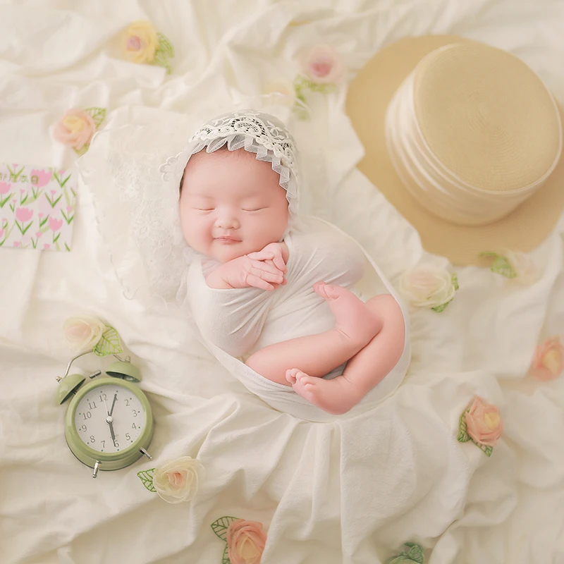 Vestido de foto para recién nacidos, sombrero, reloj despertador, accesorios de flores, vestido pompón de perlas francesas, conjunto temático, envolturas para fotos infantiles, disparo de estudio