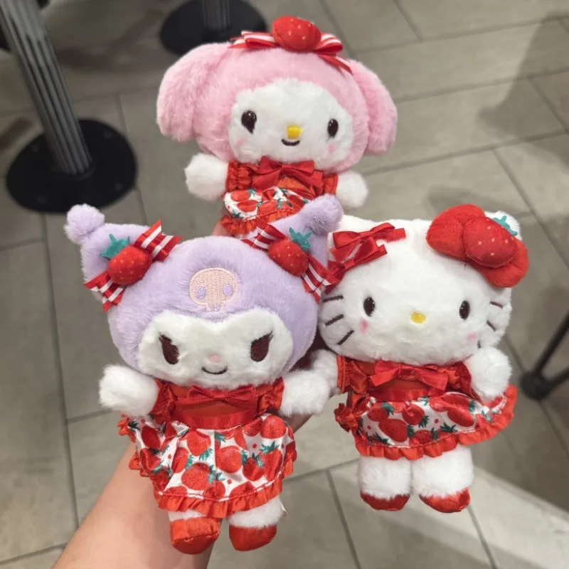 

15cm Kawaii Kuromi My Melody Strawberry News 50th Anniversary Plush Doll Hello Kitty Pack Ornament Toy Keychain Ornament Gift
