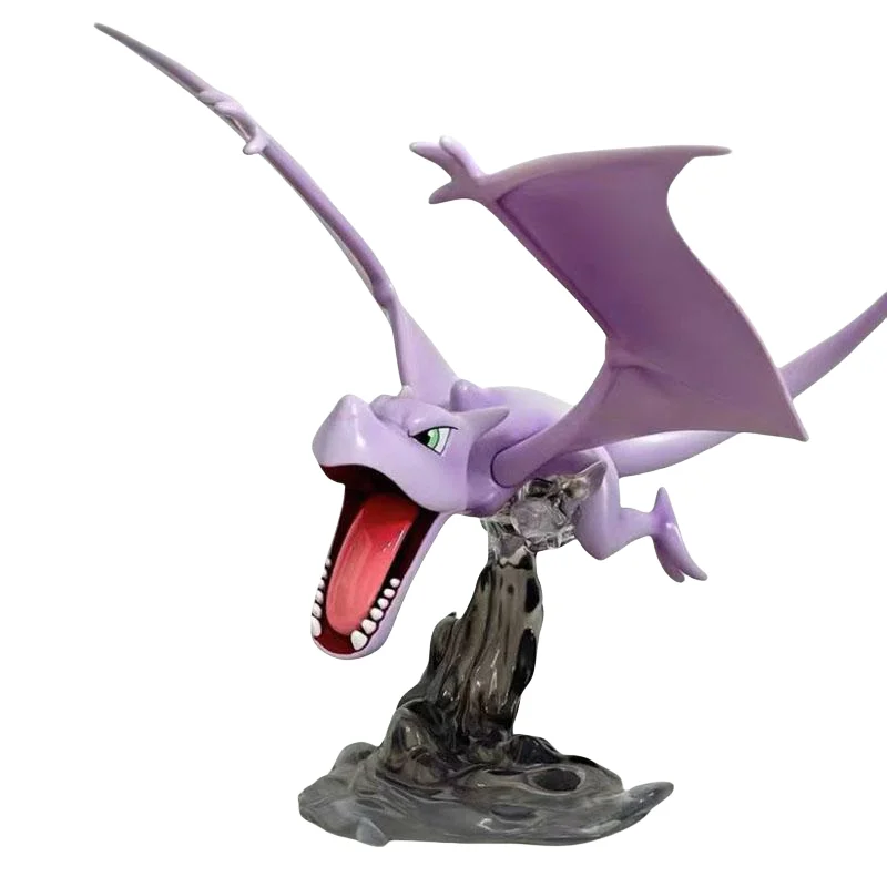 PokeMon Figura Aerodattyl Anime Figura Carino Viola Aerodattilo Figure Modello Statua Collezione di Bambole Decorazione Giocattolo Regalo di Compleanno