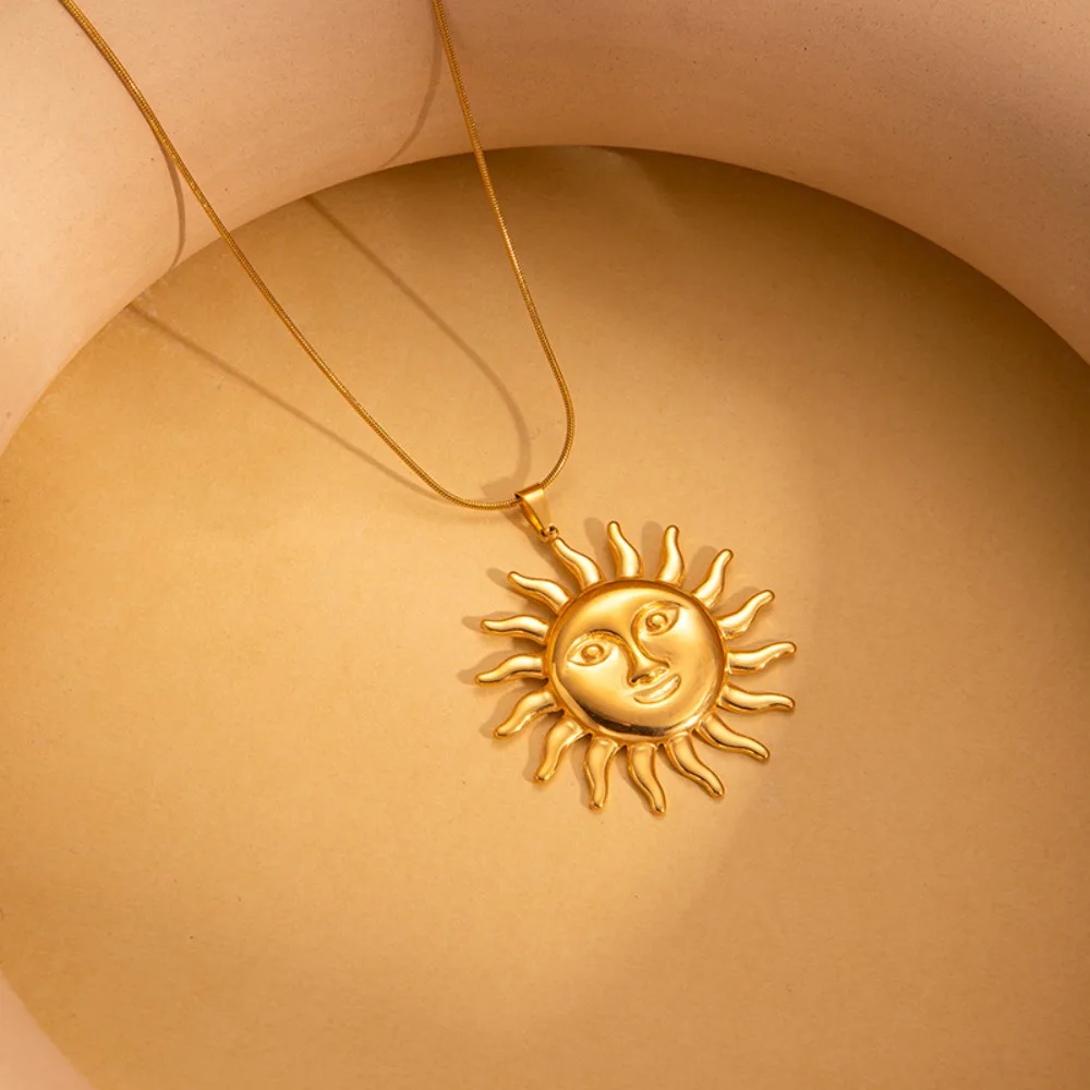 الرجعية مزاجه الذهب اللون الفولاذ المقاوم للصدأ اليونانية الطوطم الشمس قلادة قلادة للنساء مصمم سحر مجوهرات اكسسوارات هدايا