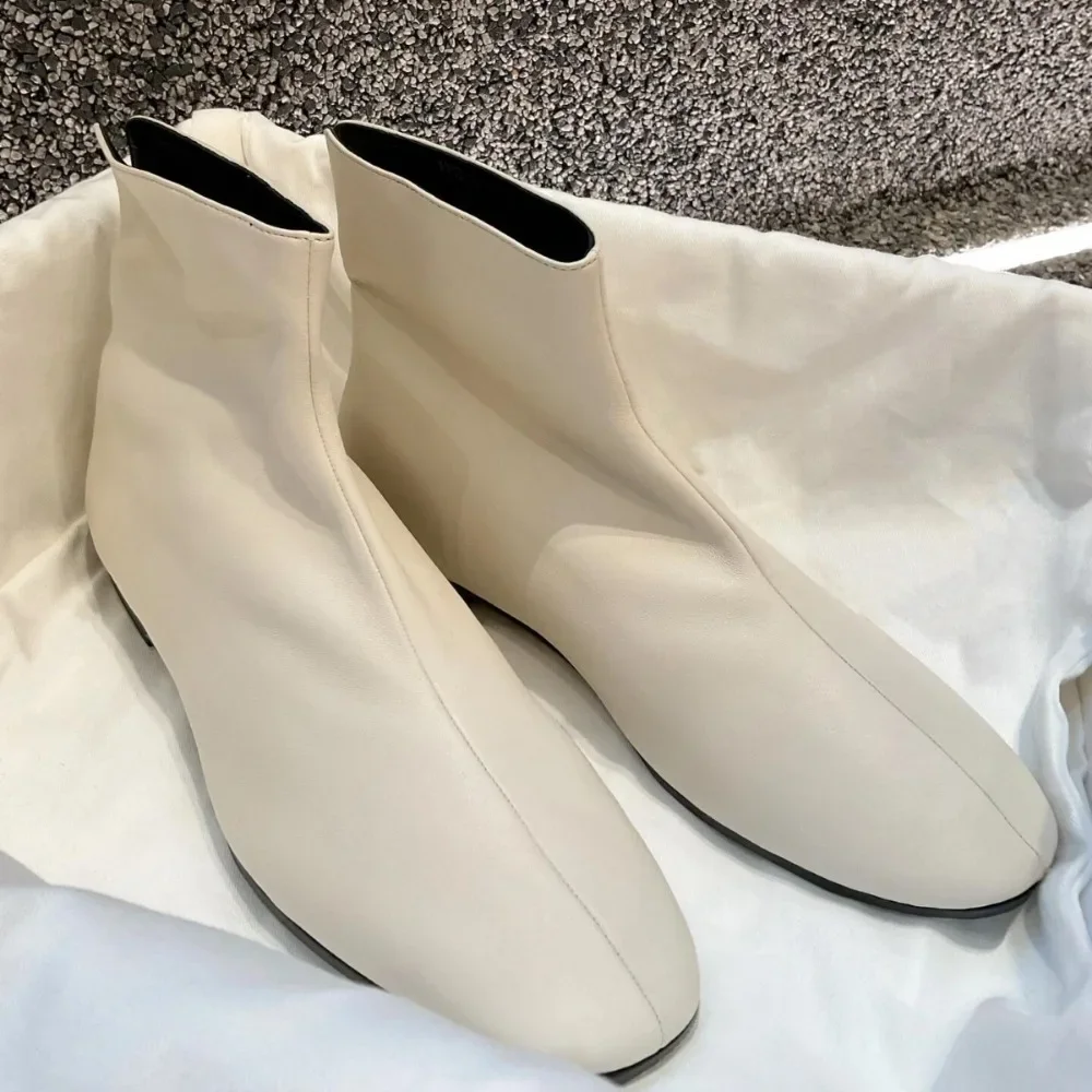 

Ankle boots women autumn/winter Chelsea boots niche design flat bottomed white small leather shoes square toe short boots womens