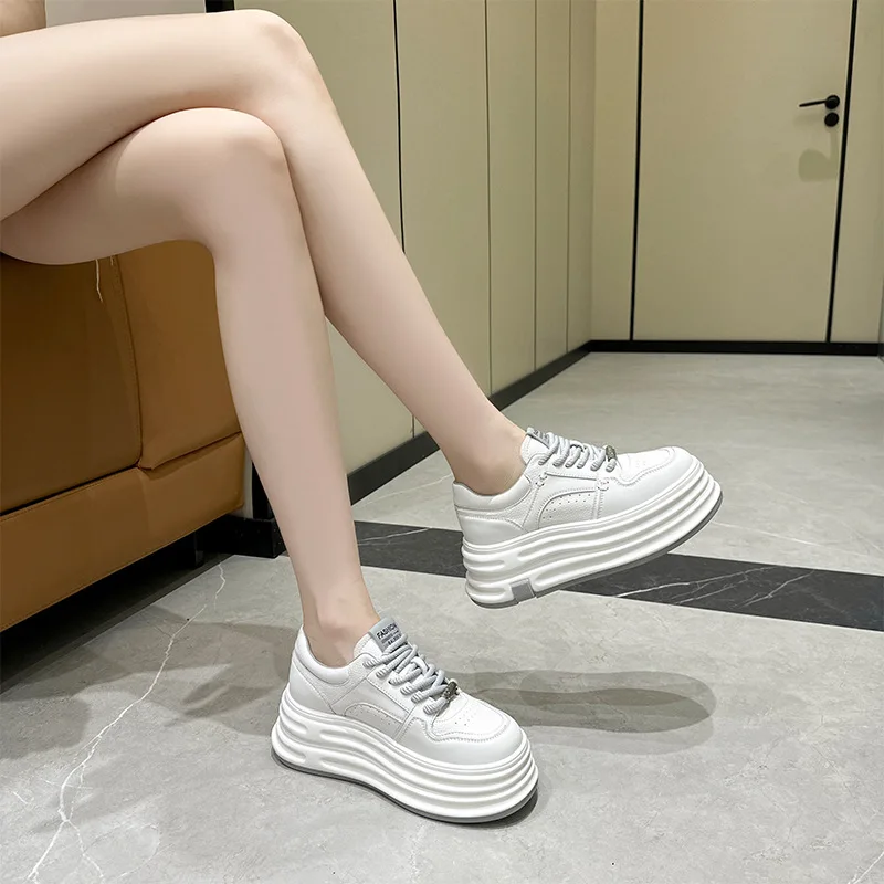

Board shoes 2026 spring thick soled women's autumn sports shoes Korean version height increasing casual board shoes women