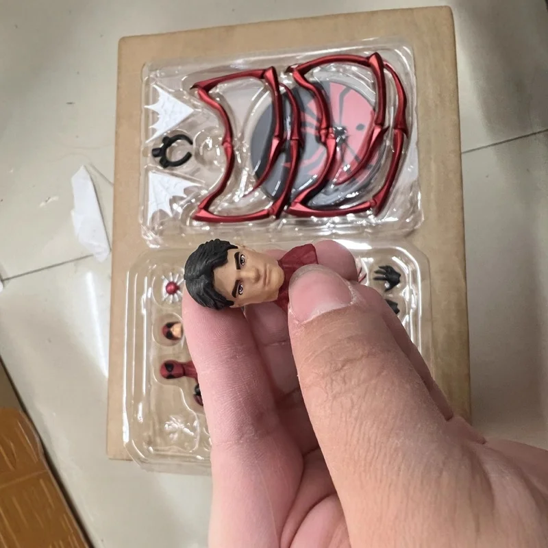 Figurka Akcji Ultimate Spider-Man Chapter Parker 16 cm, Ultimate Neighbor, Składana, Kolekcjonerska Ozdoba na Biurko, Lalka, Zabawka dla Chłopca