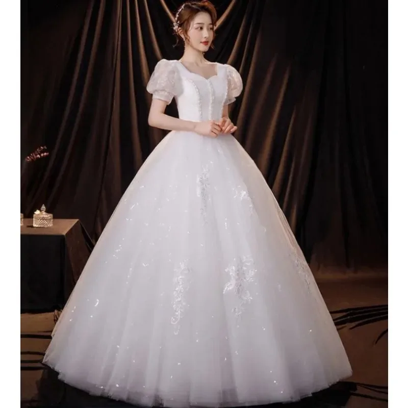 Рисунок 3 - Свадебное платье с высоким воротом