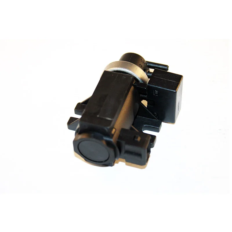Vacuum Solenoid Valve for BMW E61 3.0 525d 525xd 530d 530xd 535d M57 11747796634 11742247906