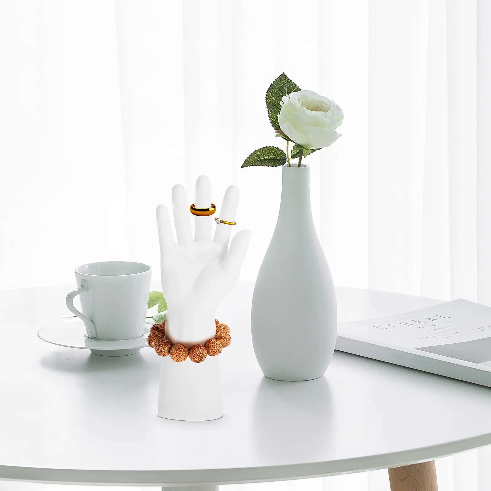 

2Pcs Stylish Plastic Mannequin Hand Jewelry Display Versatile Use for Stores Exhibitions Photography Showcase Accessories