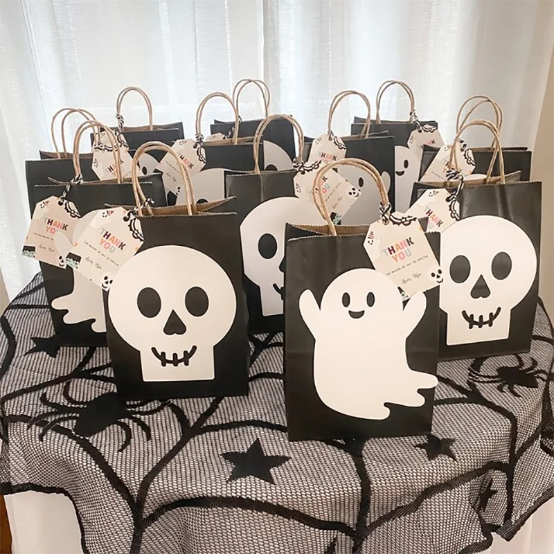 5pcs Black Halloween Party Favor Bag Candy Paper Bag Birthday Party Gift Bag Halloween Party Supplies Halloween Party Decoration