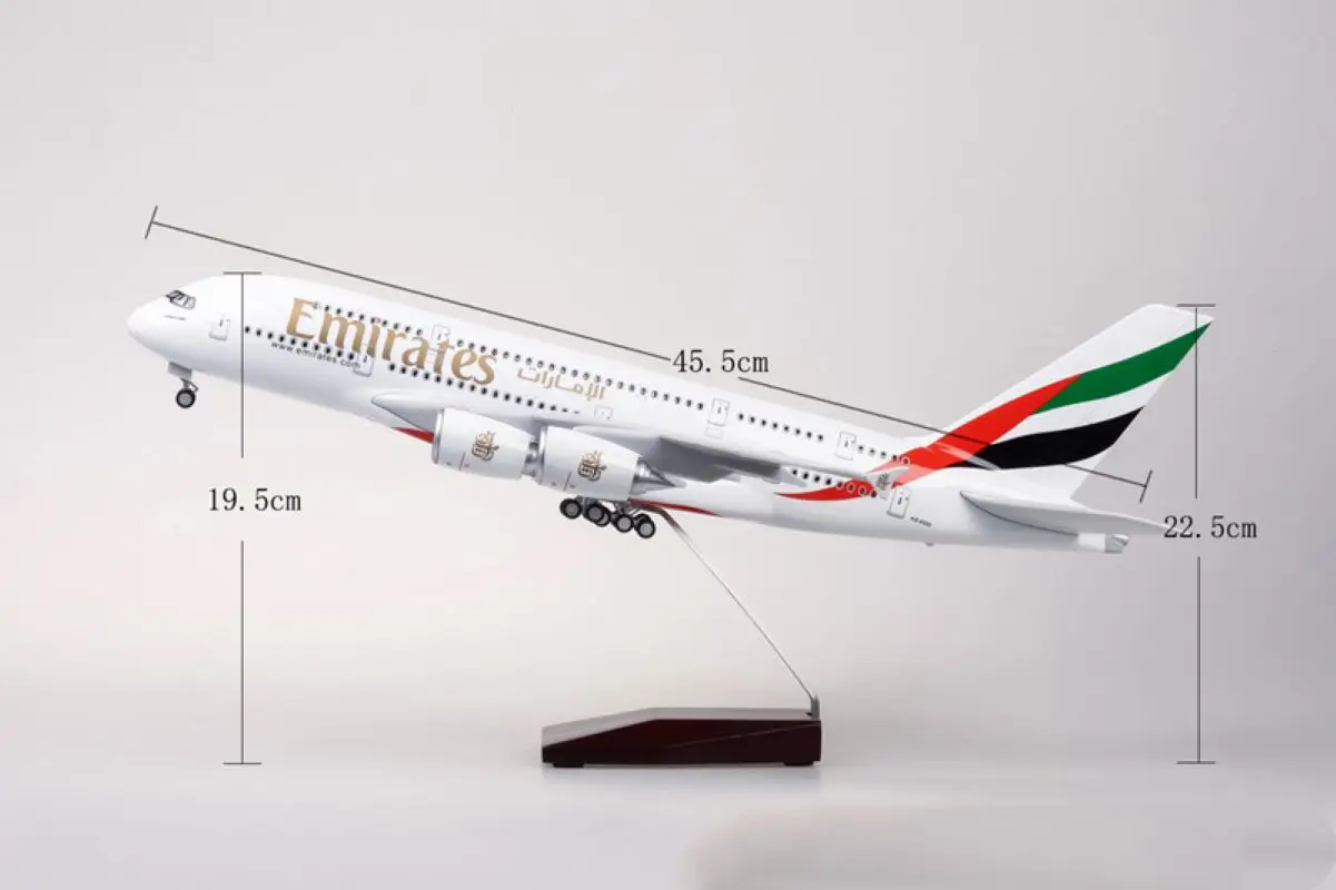 With Wheel Light 1:160 Emirates 380 Airbus A380 Civil Aircraft Simulation Model 45cm Collection Memorial