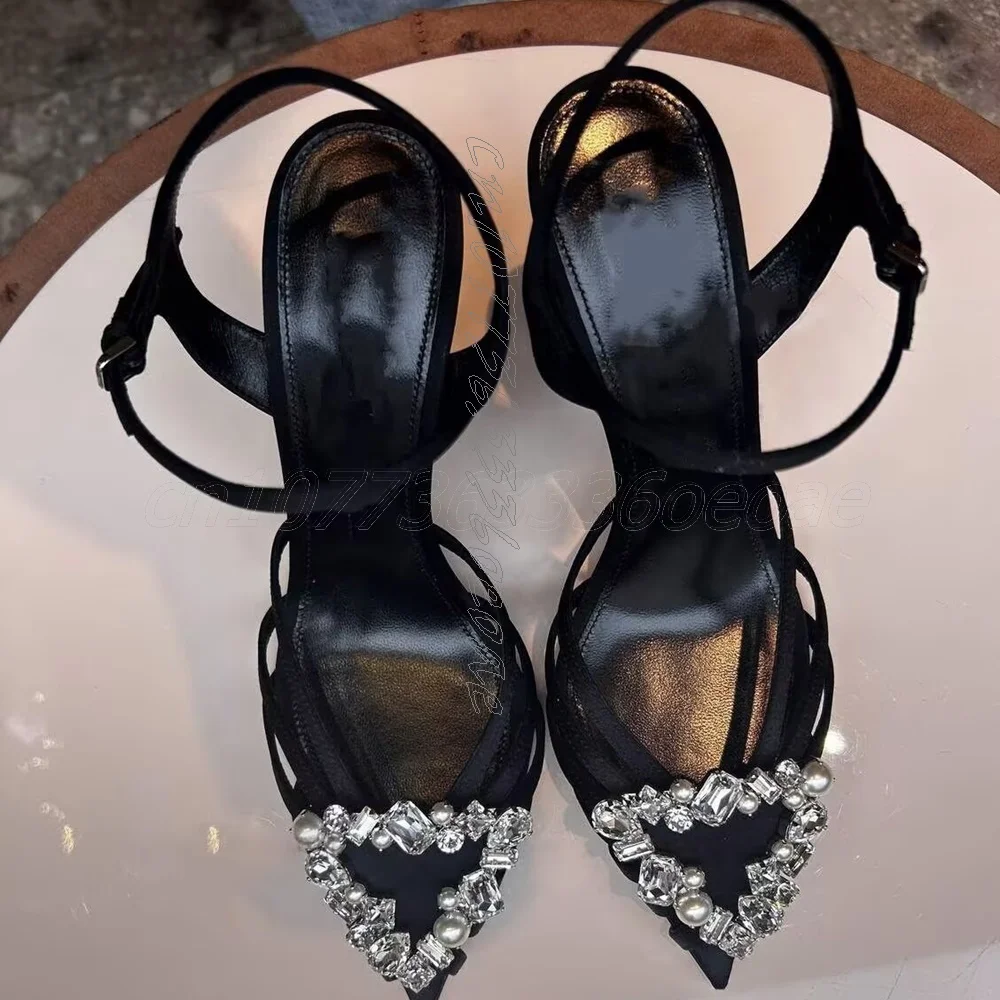 Décolleté con cinturino alla caviglia con decorazioni in cristallo Scarpe con tacco alto sottili per le donne Scarpe a punta in pelle opaca Scarpe moda 2025 Zapatos Para Mujere