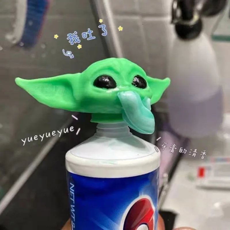 Figura de Juguete de Anime de Baby Yoda de la Película Star Wars, Juguete Divertido de Dibujos Animados con Pasta de Dientes para Apretar, Modelo Kawaii de Yoda, Artículos de Baño, Regalo para Niños
