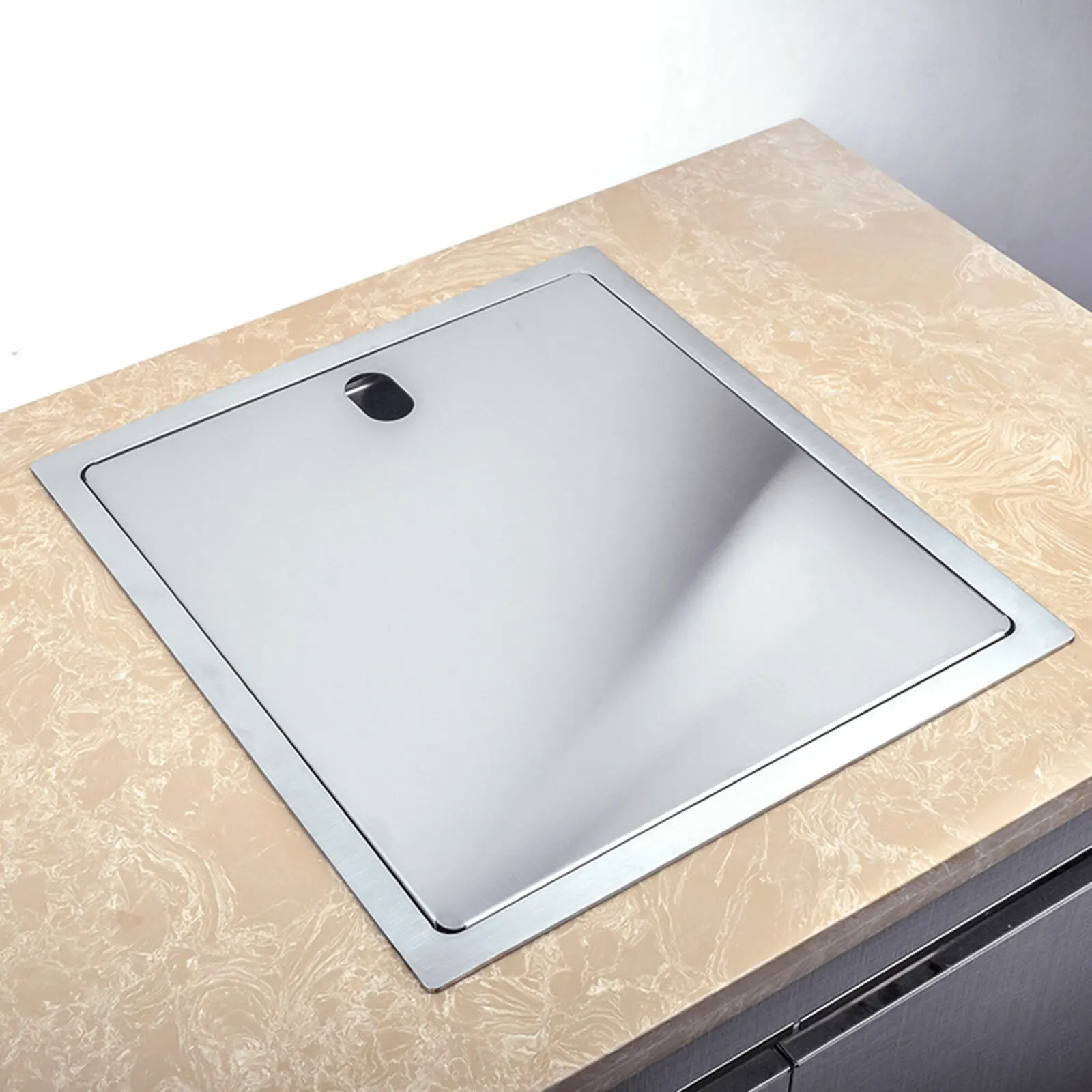 

Скрытая квадратная кухонная раковина из нержавеющей стали с одной чашей и смесителем и сливной трубой