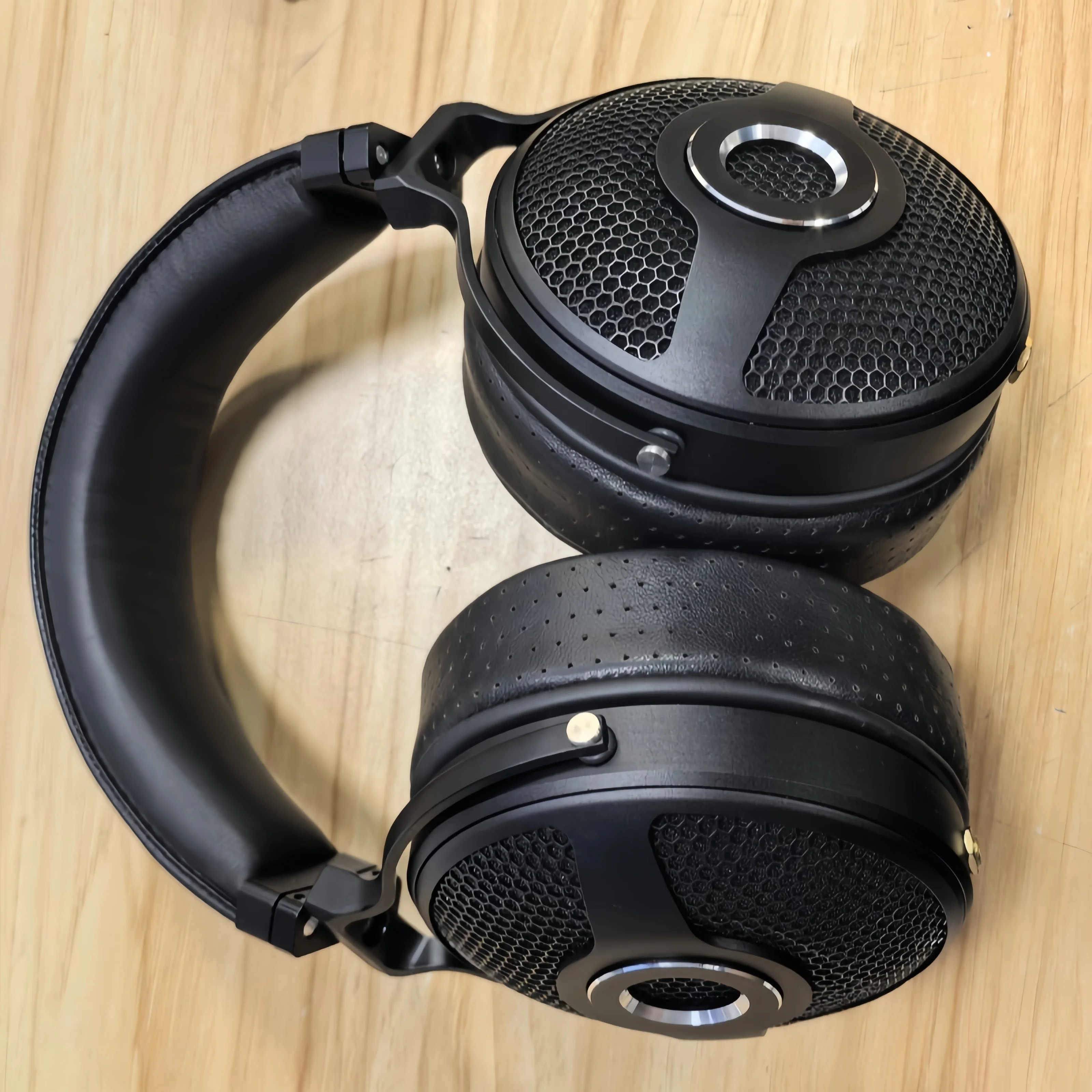 Geekyaudio 40mm Dynamic DD+24BA HiFi MusicMonitor Studio Wired Hi-end Audiophile Flagship Open-Back Over-Ear Bass Headphones