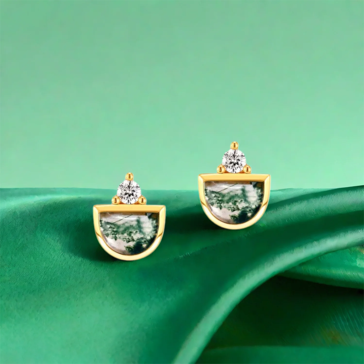

Modern Moss Agate Earrings Push Back Sterling Silver Irregular Cut Stud Earrings for Unisex Gift Party