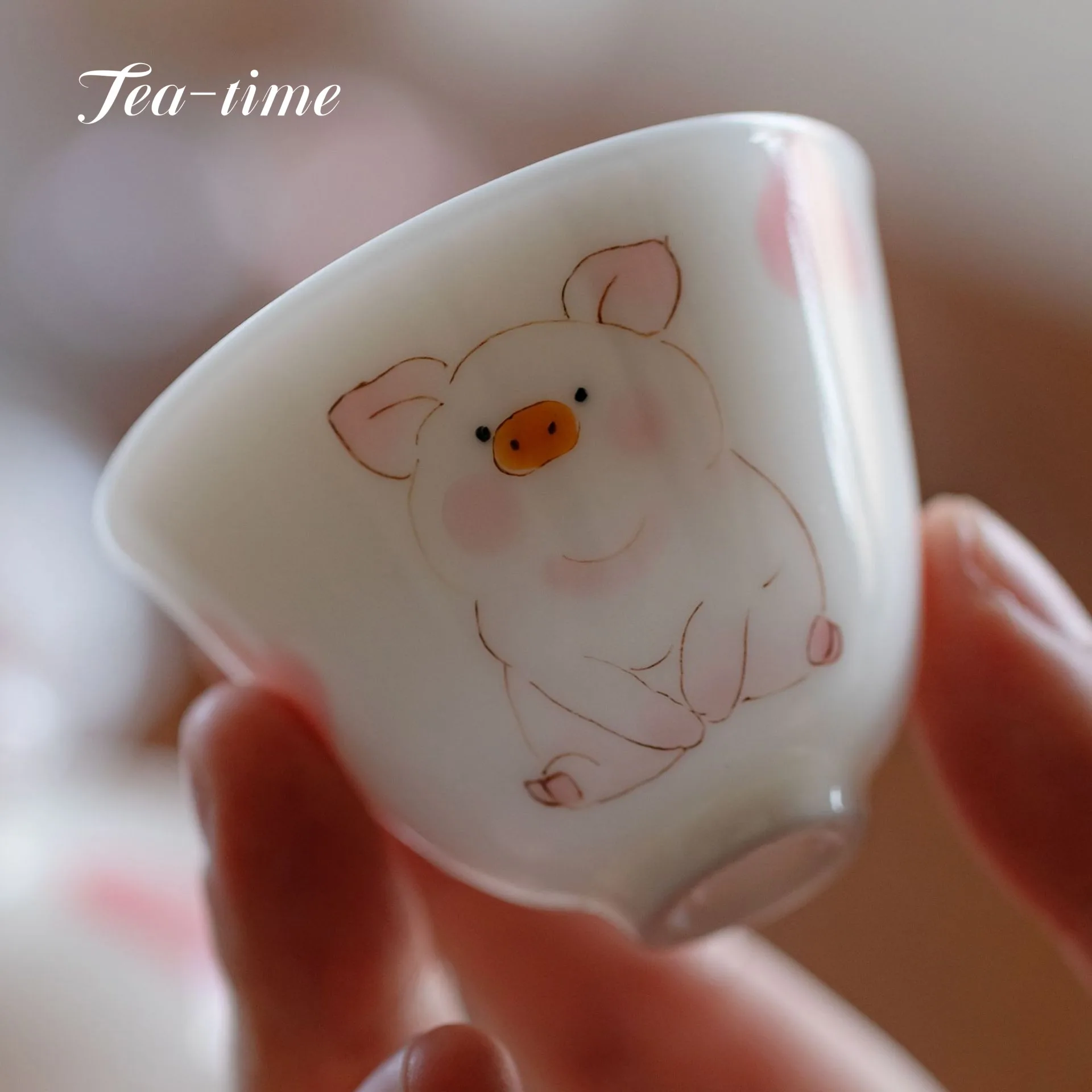 الإبداعية رسمت باليد فنجان الشاي لطيف خنزير فنجان شاي عالية أقدام أكواب سيراميك الصينية الخزف جينغدتشن كوب هدية وعاء شاي فريد هدية