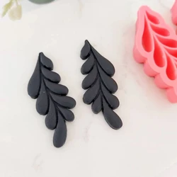 Twisting Hourglass Spring Clay Cutter, Embossing Polymer Clay Cutter, Detailed Debossing Cutter for Clay