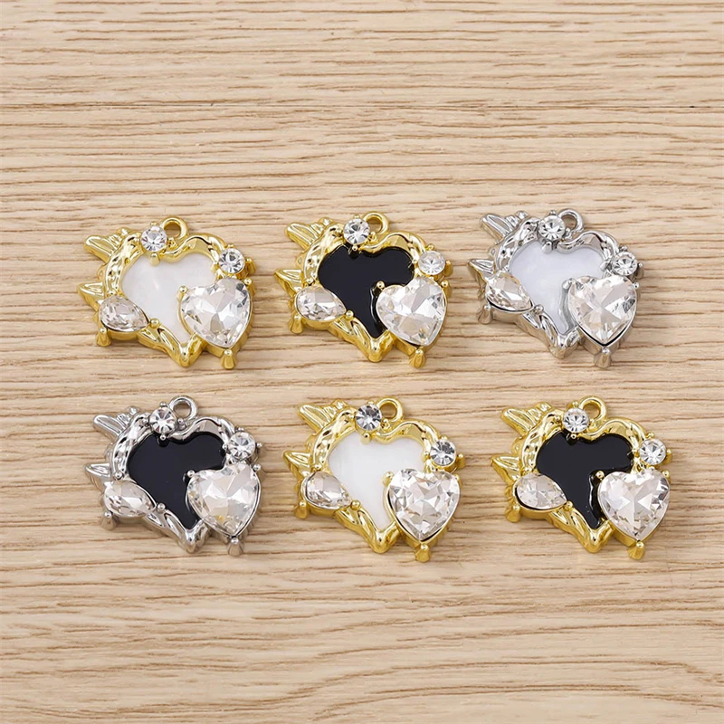 

5pcs 21x19mm Cute Crystal Alloy Love Heart Charms Pendants for Jewelry Making Necklaces Earrings Bracelets DIY Crafts Supplies