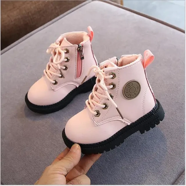 Warm childrens boots fashion