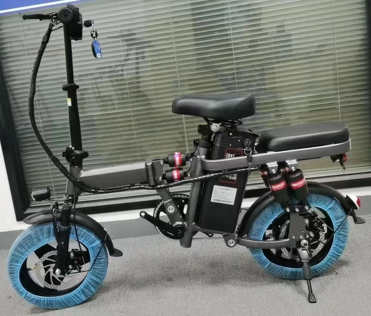 F12 Small Mini Folding Electric Bike 500W Motor 48V30Ah Battery E-Bike 40km/h 14 Inch Tire Lightweight Leisure Electric Bicycle