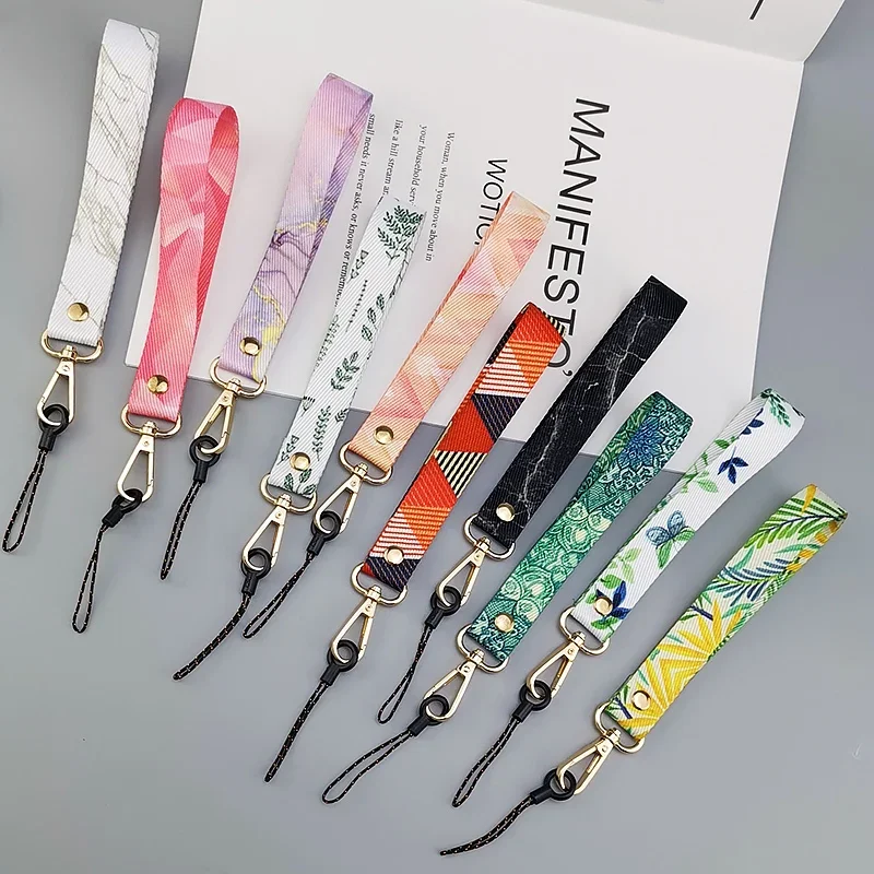 Mobile Phone Lanyard Short Wrist Hand Broadband Phone Universal Belt Clip Anti-lost Sling Female Creative Retro Pattern Lanyard