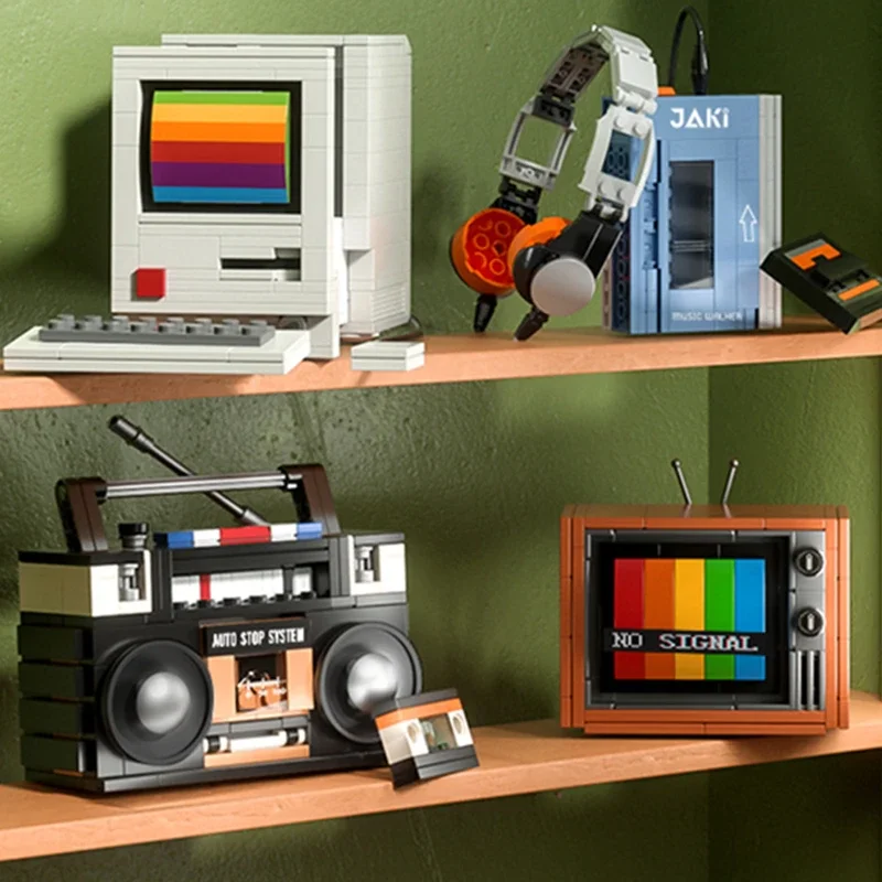 MOC Retro Typewriter Computer TV Building Kit, Classic Radio Game Machine Model, Creative DIY Display Collectible for Adults