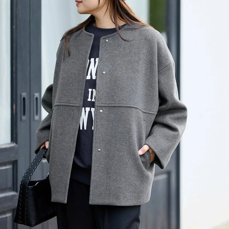 2026 New Autumn. And Winter Wool Short Coat For Women, Elegant Circular Neck, Loose Fit, Simple. And Multifunctional Top