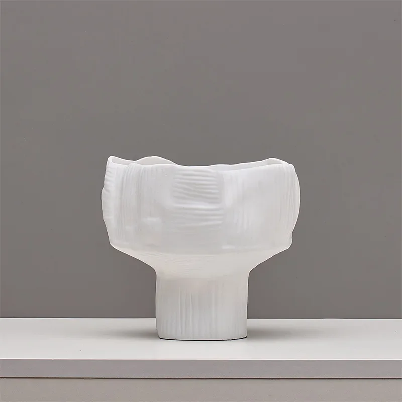 Modern White Abstract Big Bottle Mouth Resin Vase Irregular Vase Table Setting Living Room Decoration Simple Home Decoration