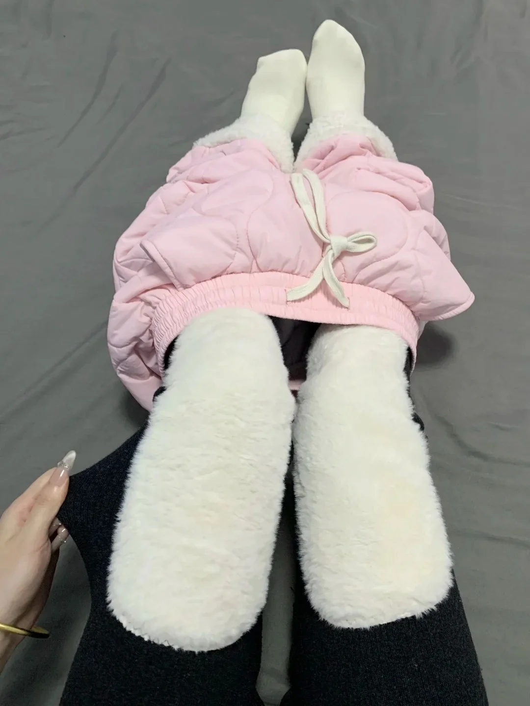 

Thickened Winter Warm Wool Cotton Pants Women's High Waist Trousers Fleece Lined Wool Cashmere Underwear for Cold Weather