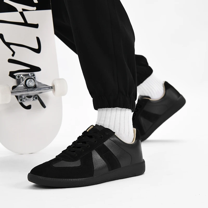 New Spring Outdoor Sports Skateboard Shoes, Lightweight and Comfortable, with Multiple Colors to Choose From. Large Size, Suitab