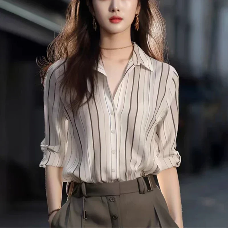 

Stripe Women Shirt Vintage Blouse 2025 Fashion Spring Autumn Womens Tops Casual Female Clothing Loose Elegant Shirts for Women