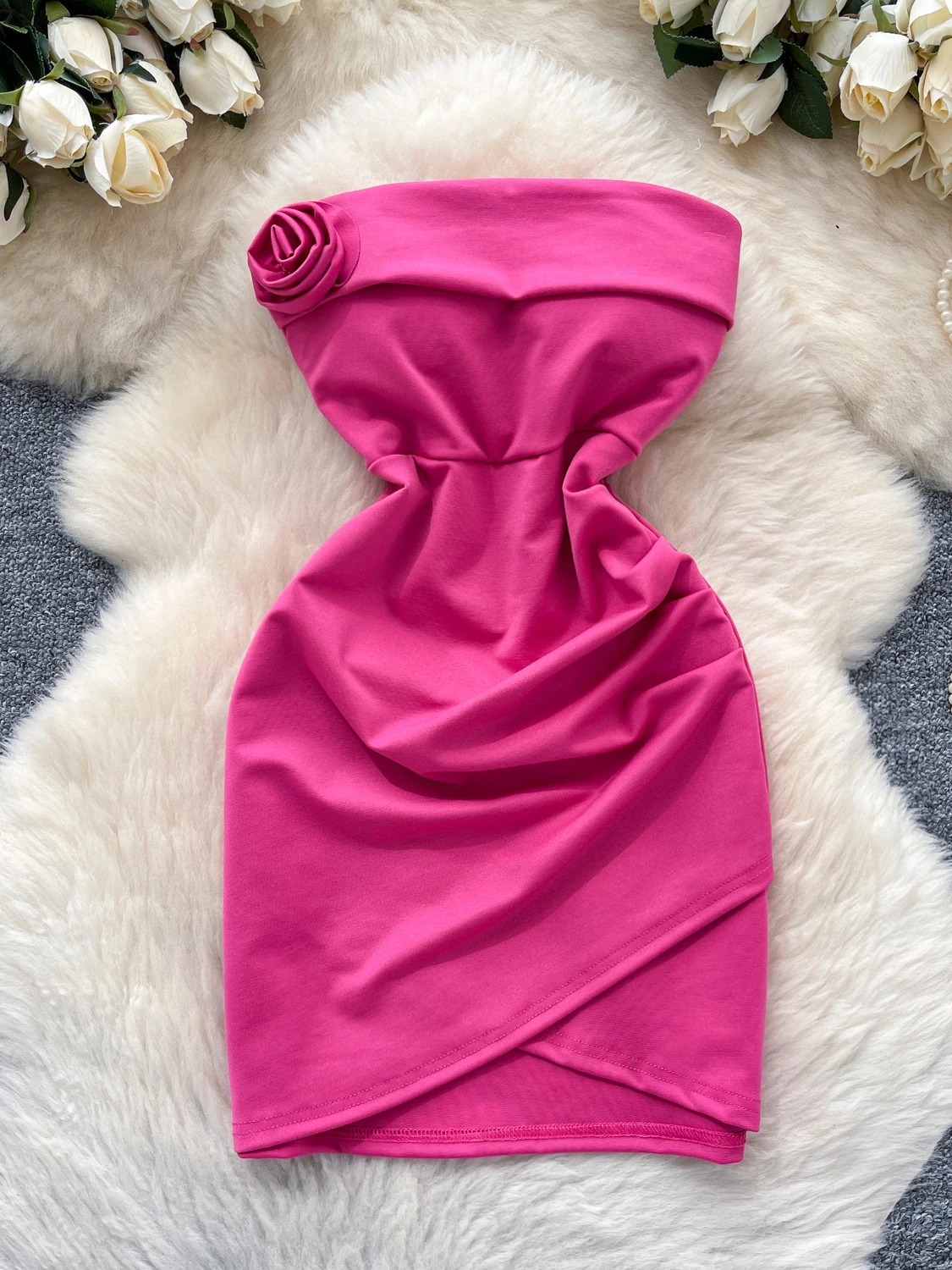

Летнее облегающее платье Pure Desire Spicy Girl с объемным цветочным узором, утягивающее талию, с разрезом, визуально стройнящее фигуру