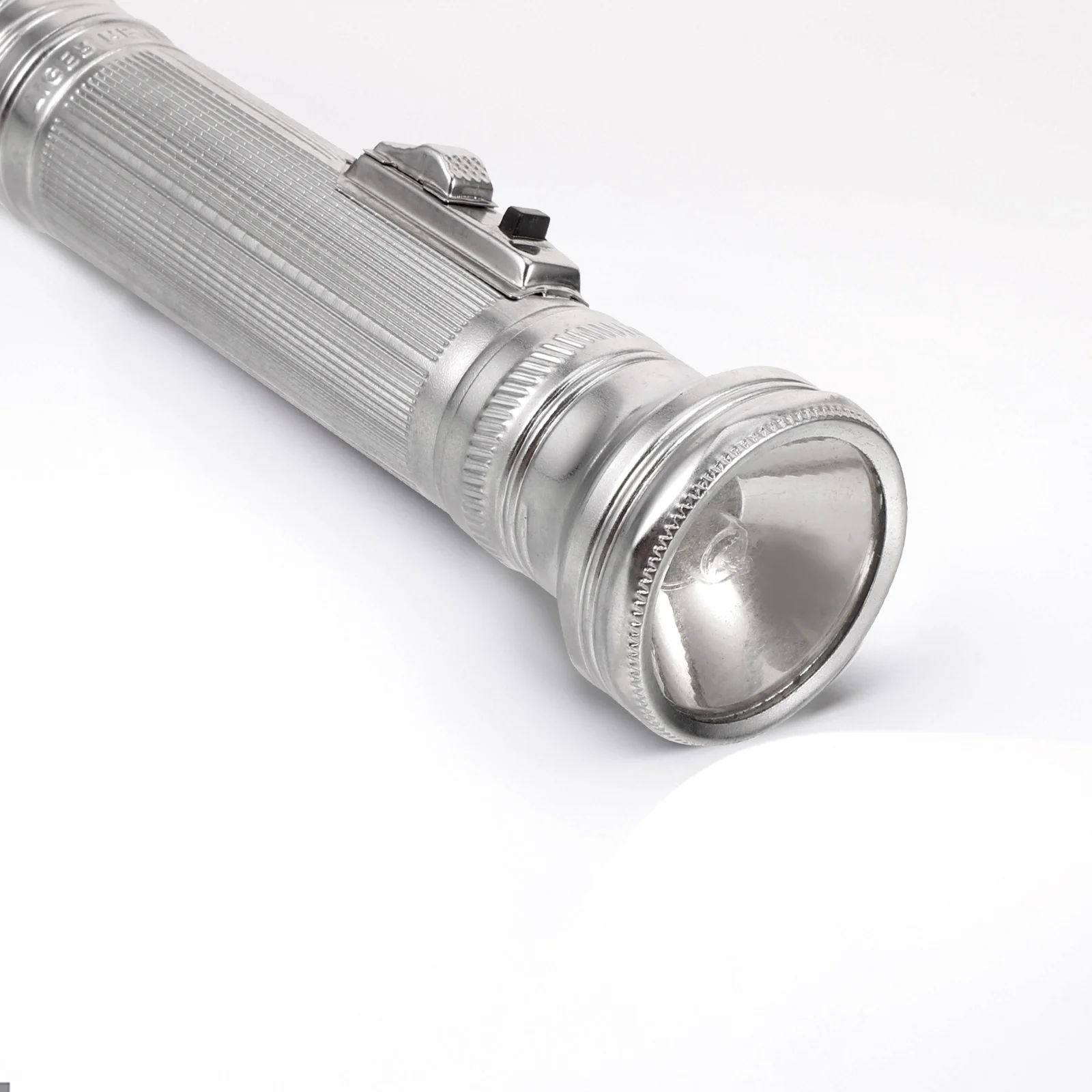 Flashlight for Outdoor Old-fashioned Small Metal Portable Props