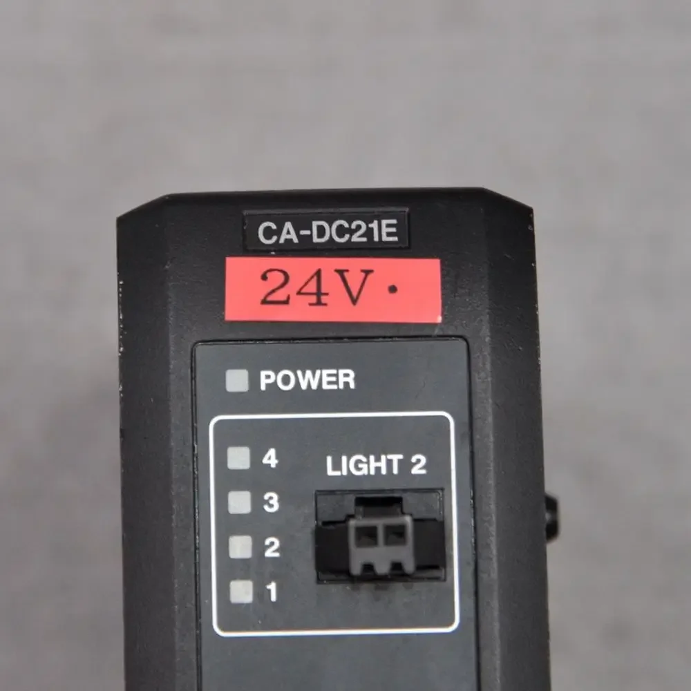 Utilisé CA-DC21E 24V Vision Contrmatérielle