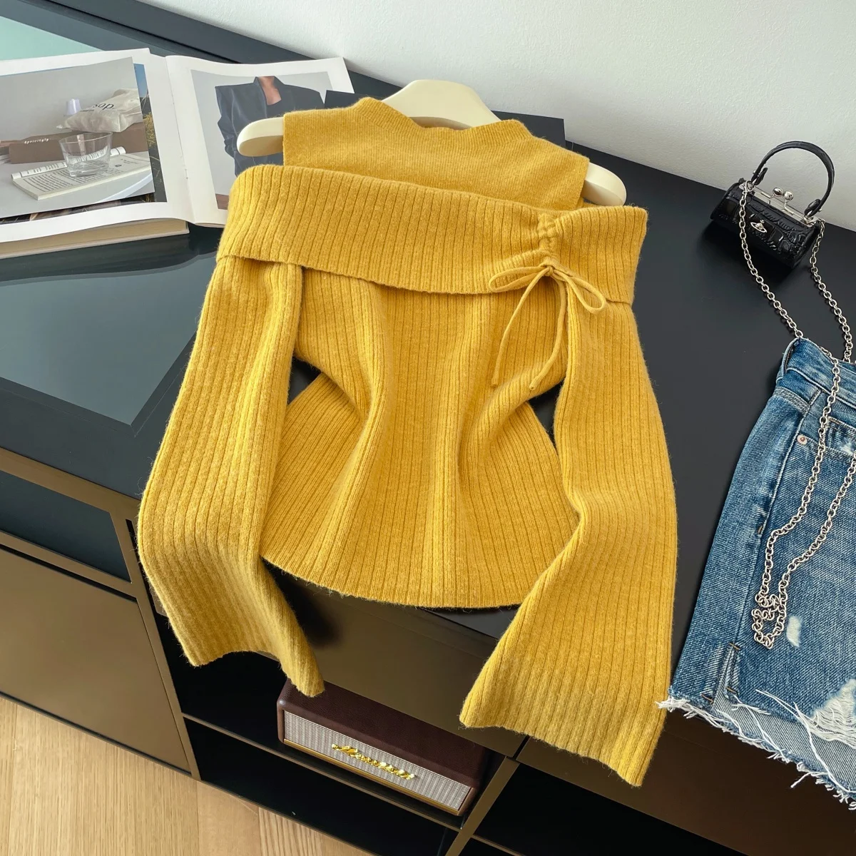 

Женский желтый пуловер с открытыми плечами, винтажный джемпер, вязаный кашемировый свитер с длинными рукавами, весна-осень, одежда 2000-х годов, 2025 г.