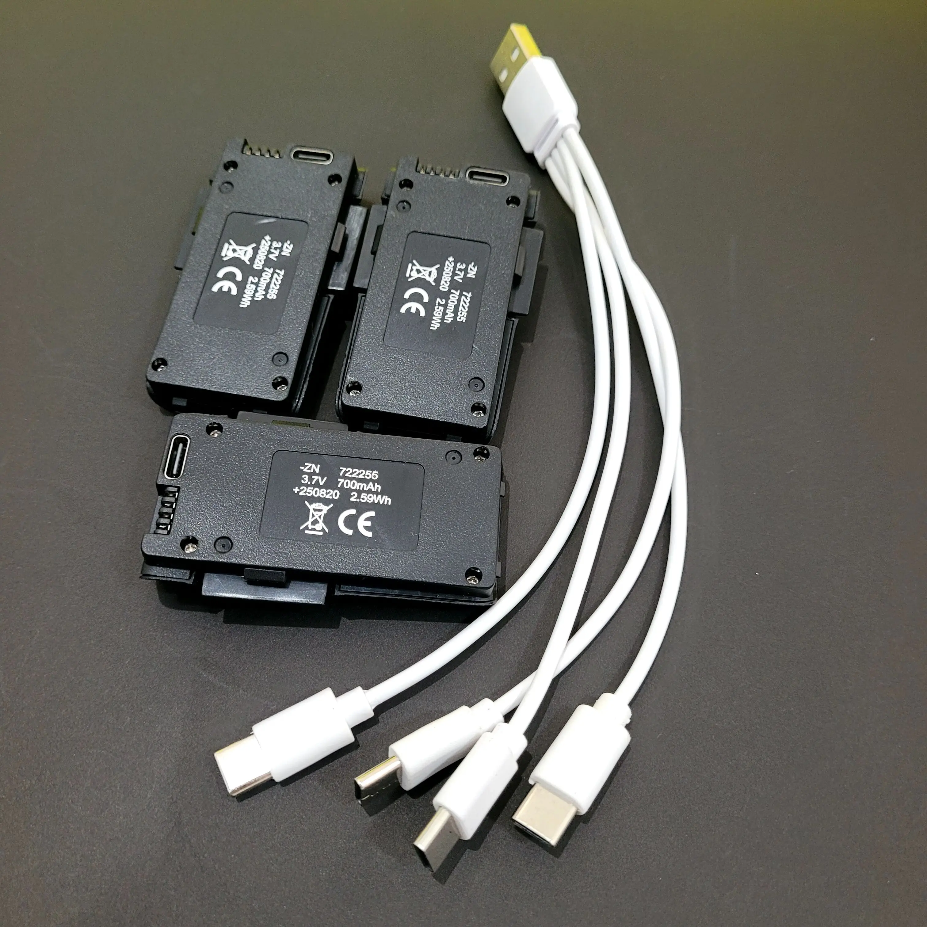 3 batteries 3.7V 700mAh avec c - Drone Kit Octocopter avis et prix