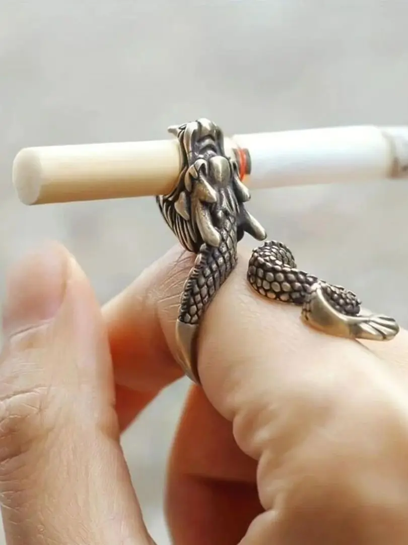 1pc Creative Cigarette Holder Ring Clip Cigarette Holder Bracket Cigarette Holder Finger Ring Xianglong for Men