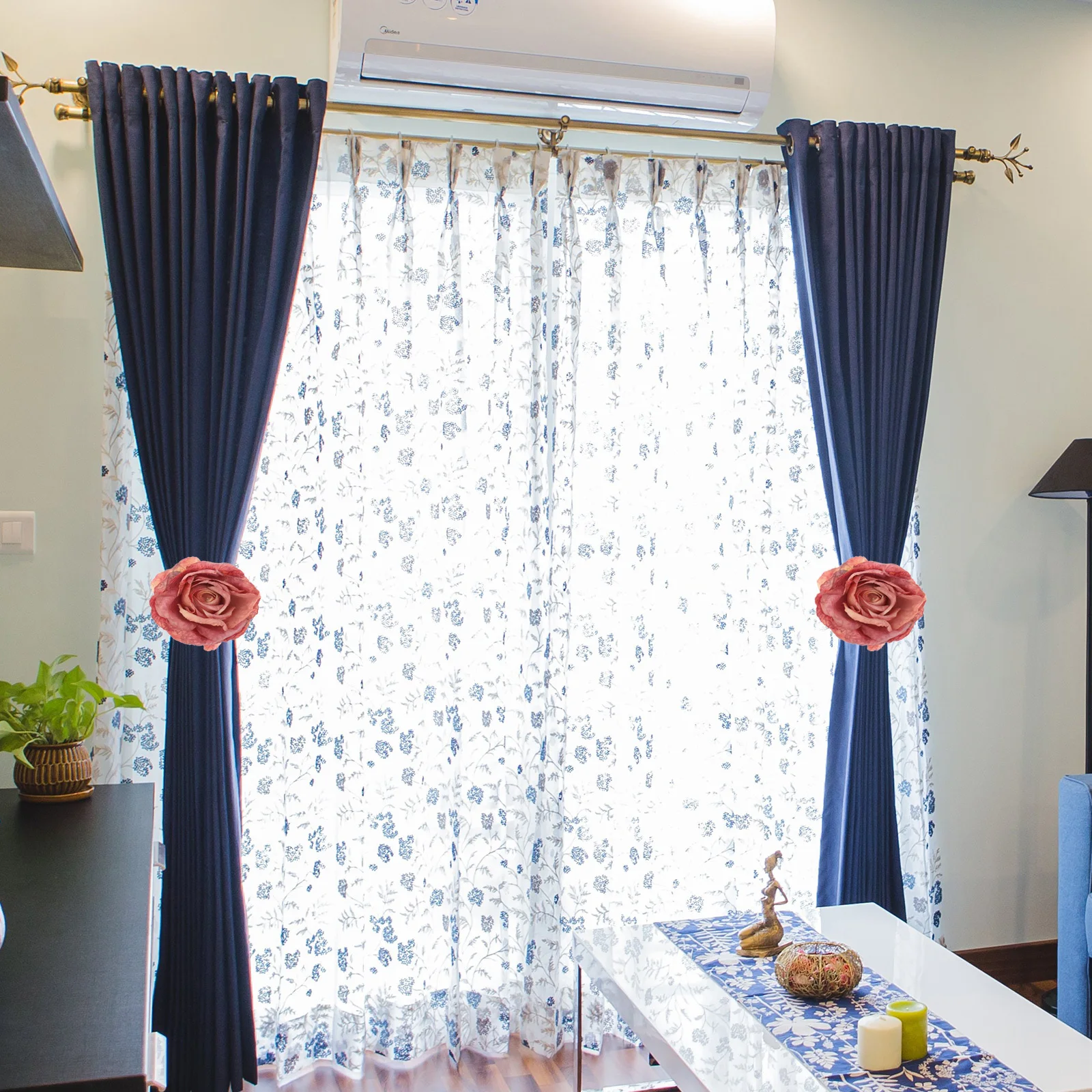 

2Pcs Curtain Tiebacks Clip with Flower Decor for Home Hotel Window Drapes Decoration Easy to Use No Tools Required